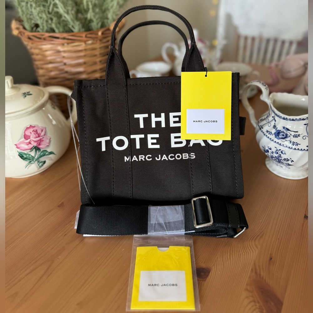 NWT Marc Jacobs Canvas Small Tote Bag (Black)